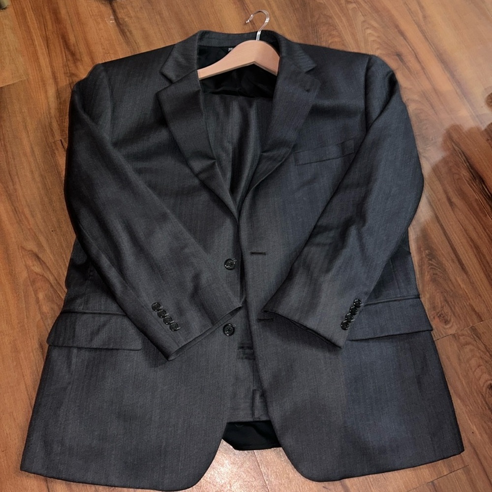Jos. A. Bank 2 Piece Suit Mens